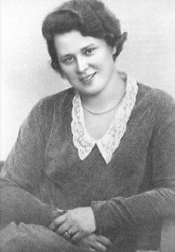 А. К. Тарасова. Сер. 1930-х гг. А. К. Тарасова. Сер. 1930-х гг.